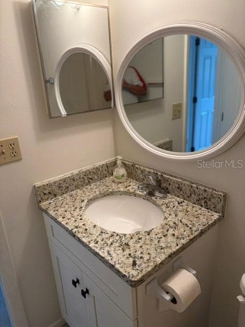25225 RAMPART BOULEVARD 1702 photo 18