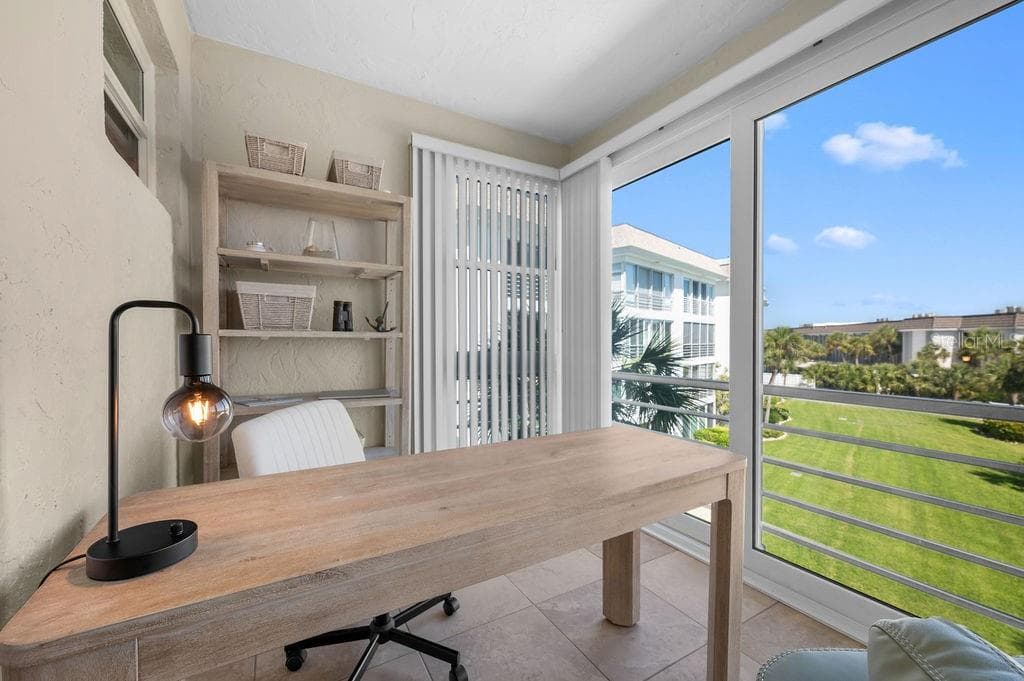 600 SUTTON PLACE B302 photo 11