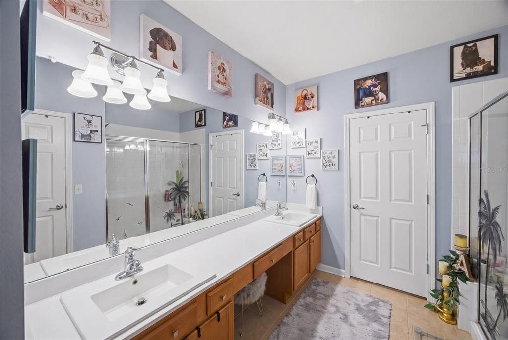 2111 RIVER TURIA CIRCLE photo 21