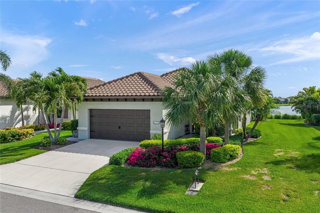 215 CASSANO DRIVE photo 6