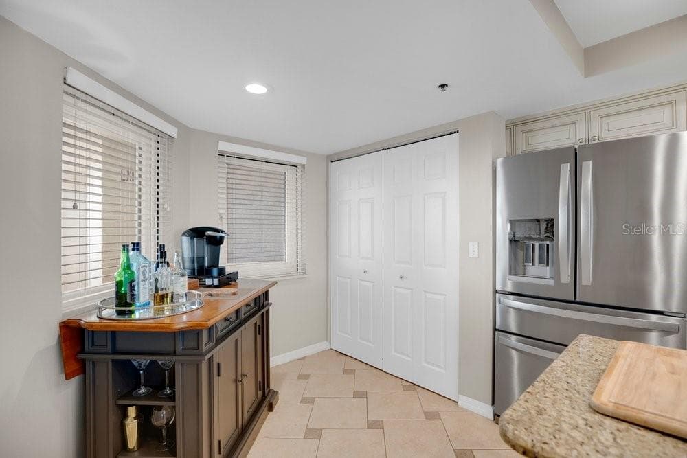 257 MINORCA BEACH WAY 1005 photo 16