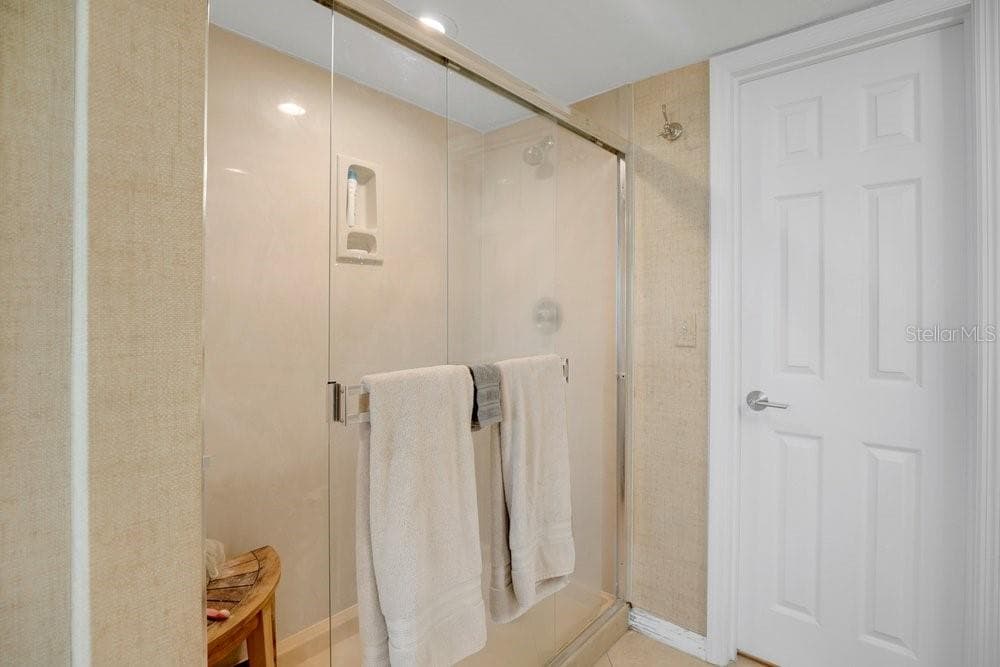 257 MINORCA BEACH WAY 1005 photo 22