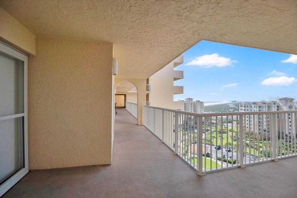 257 MINORCA BEACH WAY 1005 photo 4