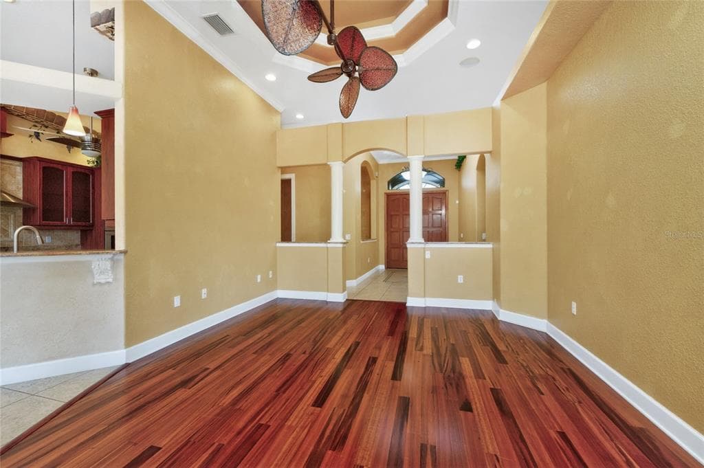 1141 ROTONDA CIRCLE photo 9