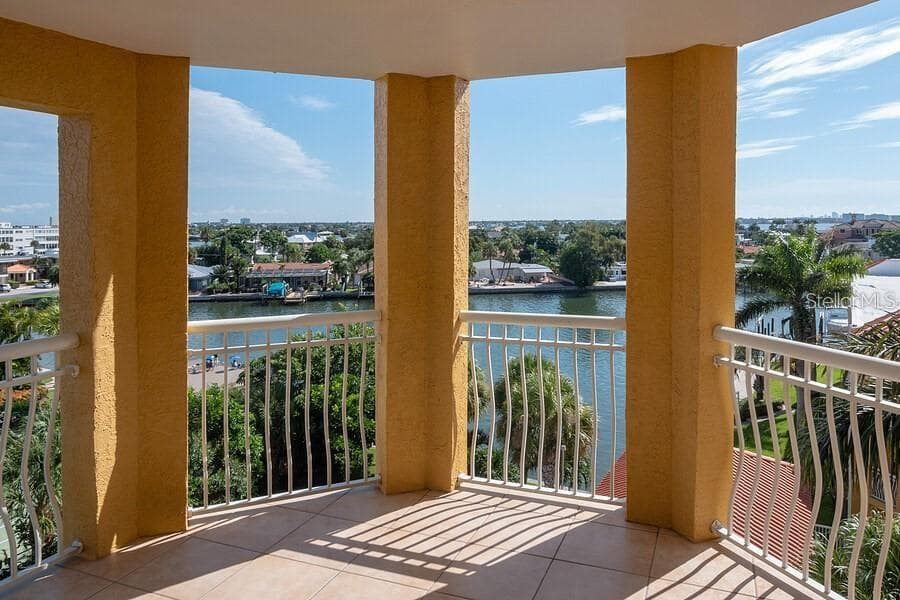 5353 GULF BOULEVARD A404 photo 23