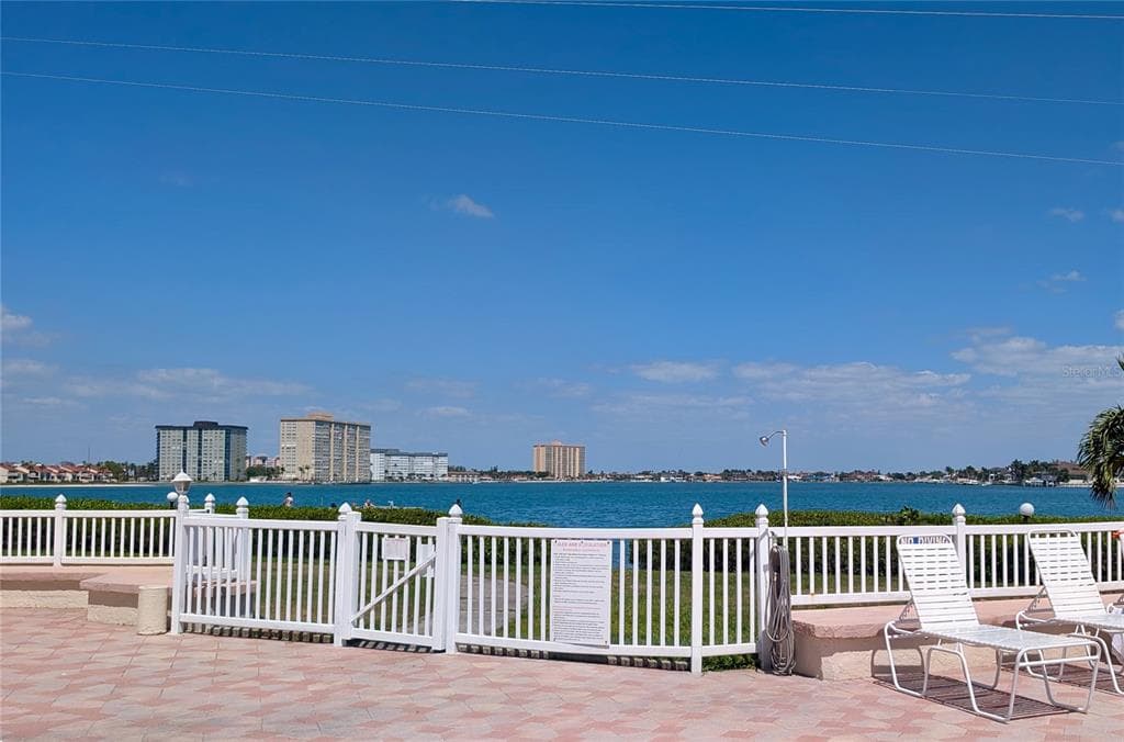 6218 PALMA DEL MAR BOULEVARD S 114 photo 23