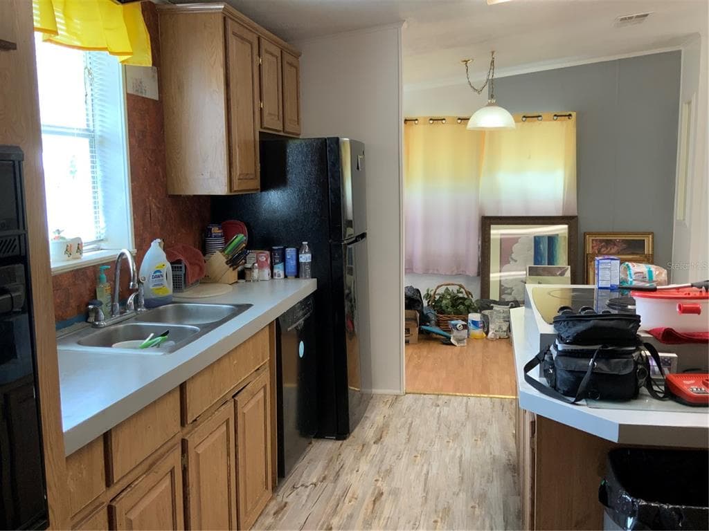 1639 BASS AVENUE photo 6