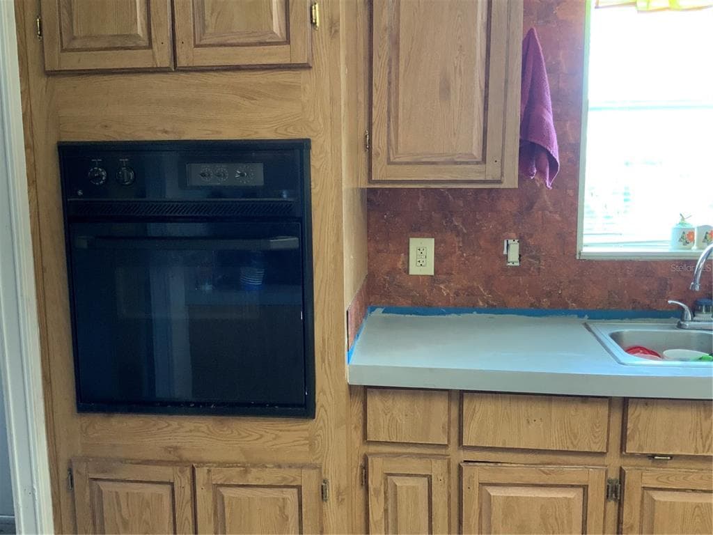 1639 BASS AVENUE photo 5