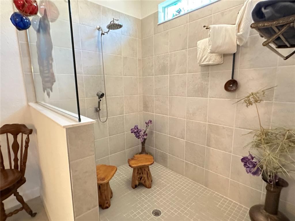 8608 SAINT KITTS CIRCLE photo 15