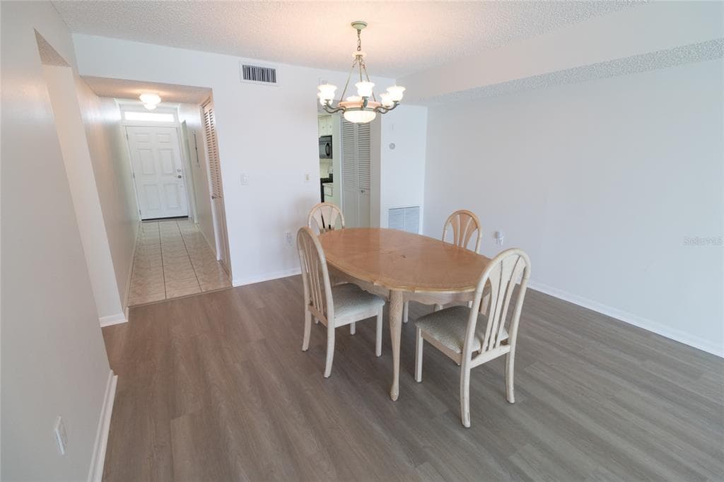 5980 SHORE BOULEVARD S 405 photo 5