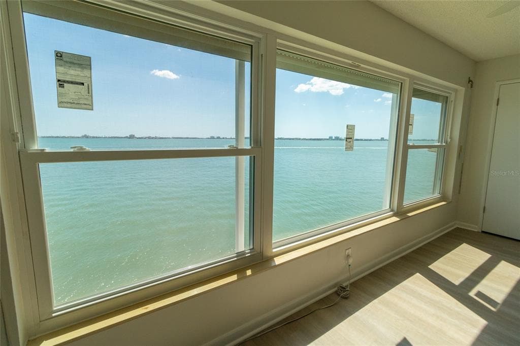 5980 SHORE BOULEVARD S 405 photo 9