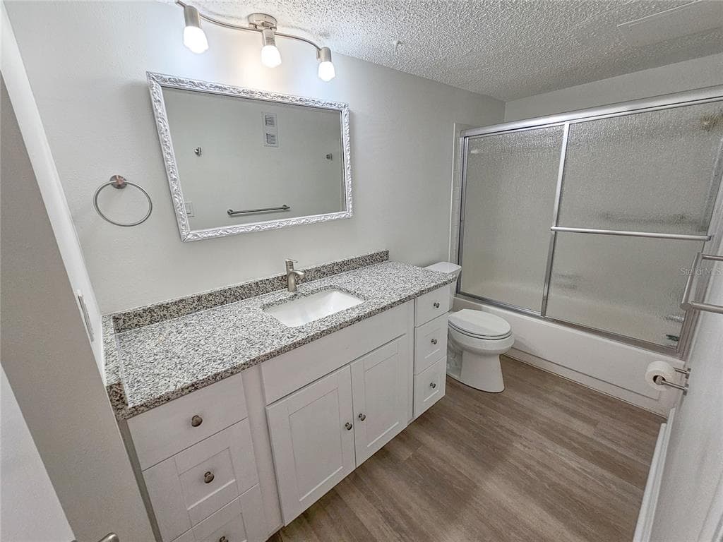 5980 SHORE BOULEVARD S 405 photo 18