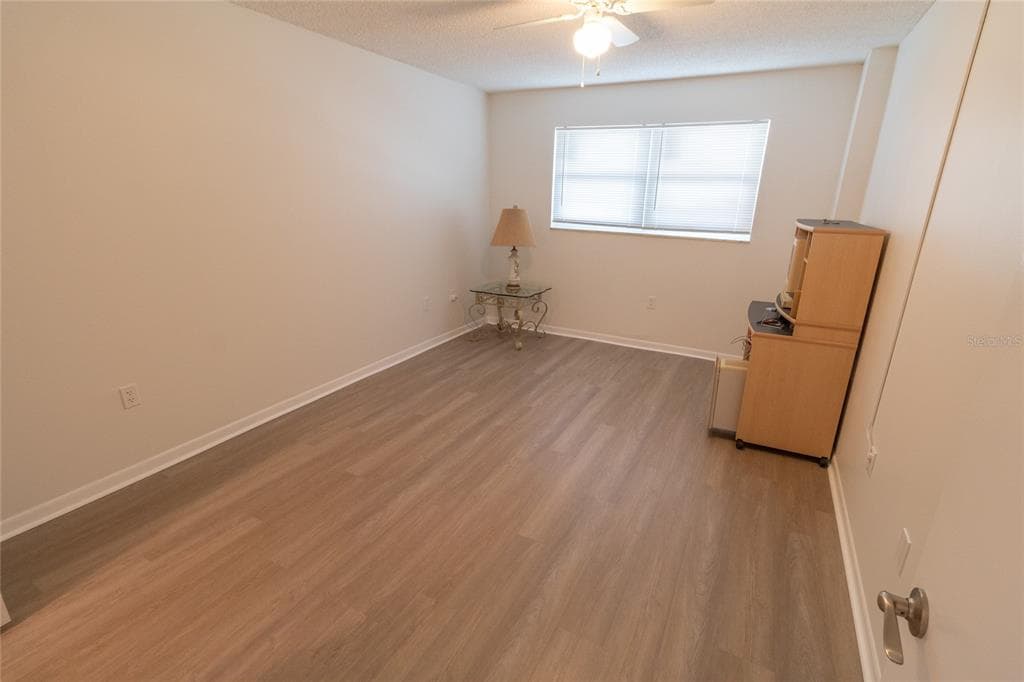 5980 SHORE BOULEVARD S 405 photo 19