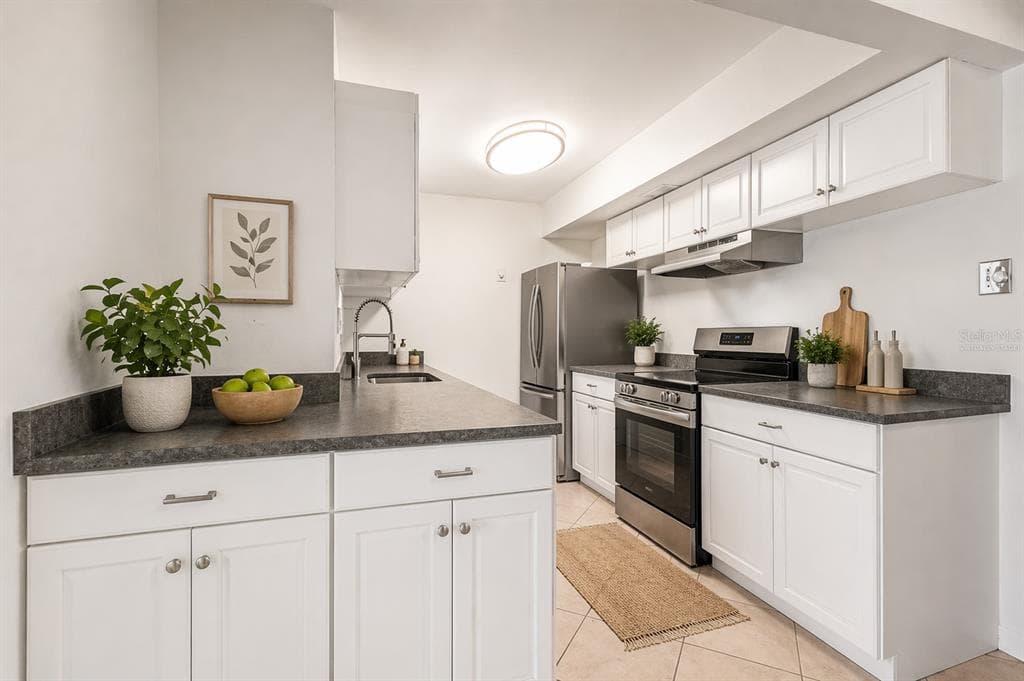 10355 PARADISE BOULEVARD 403 photo 9