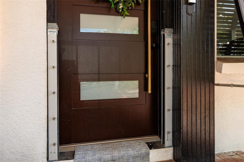 2216 S OCCIDENT STREET photo 6