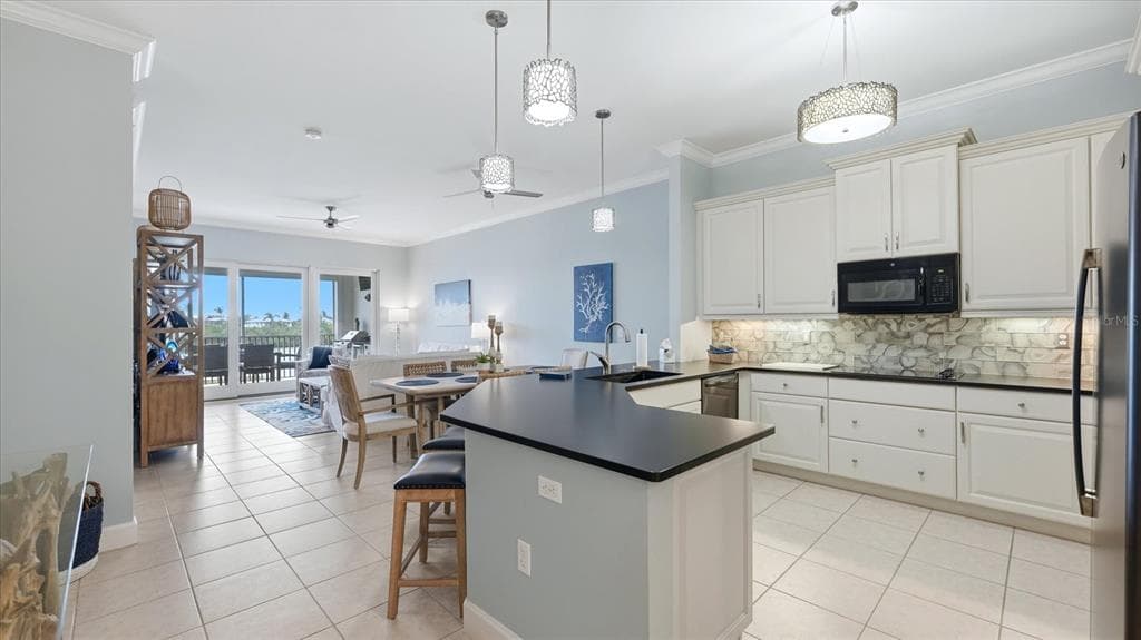 11160 HACIENDA DEL MAR BOULEVARD 202 photo 10