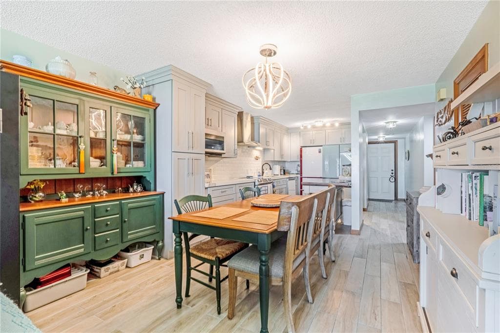 2222 OCEAN SHORE BOULEVARD 102B photo 4