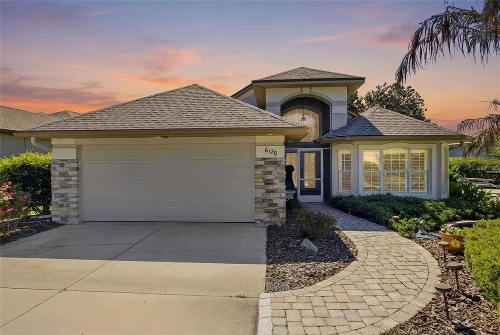 6120 LANDINGS BOULEVARD 1