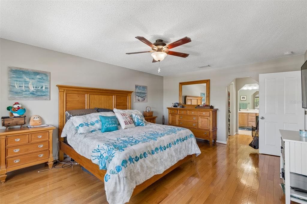 6211 BAYSIDE DRIVE photo 10