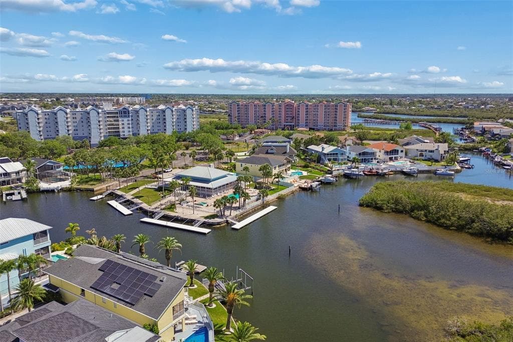 6211 BAYSIDE DRIVE photo 4