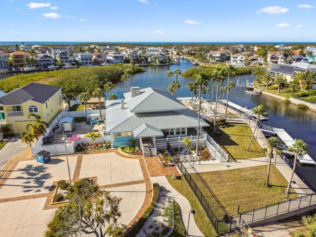 6211 BAYSIDE DRIVE photo 25