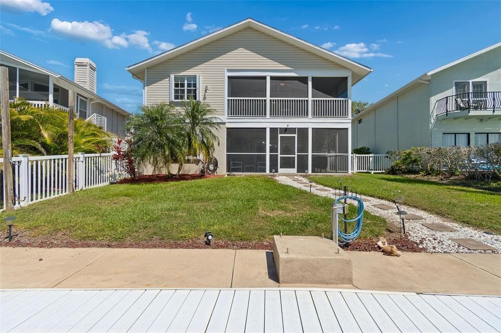 6211 BAYSIDE DRIVE photo 21