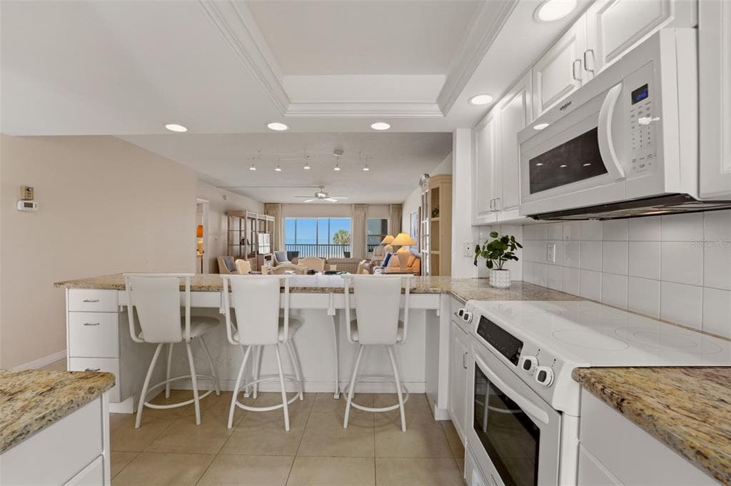 1150 TARPON CENTER DRIVE 304 photo 13