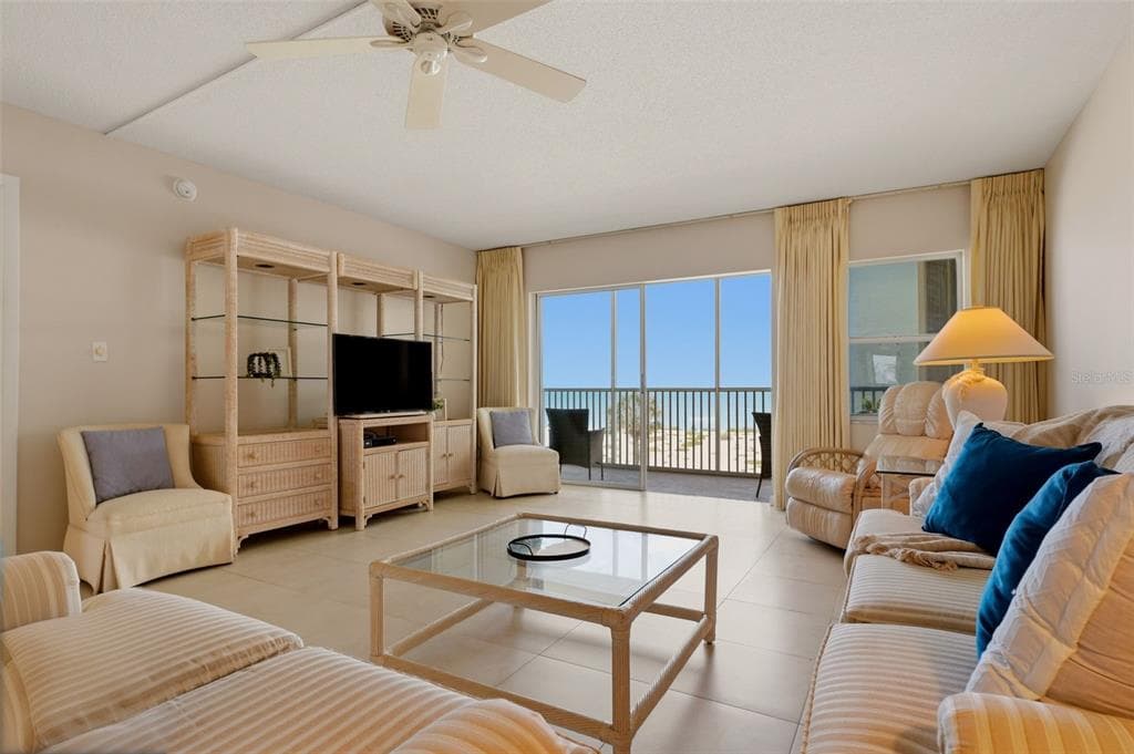 1150 TARPON CENTER DRIVE 304 photo 17