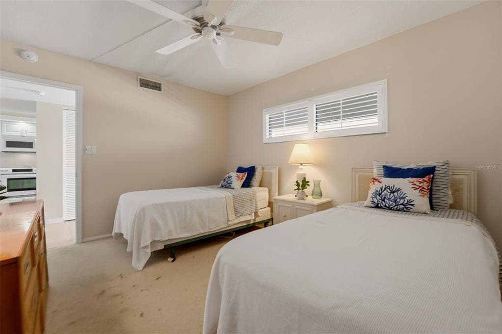 1150 TARPON CENTER DRIVE 304 photo 24