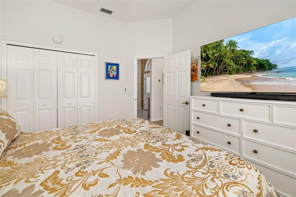 6413 GRAND POINT AVENUE photo 24