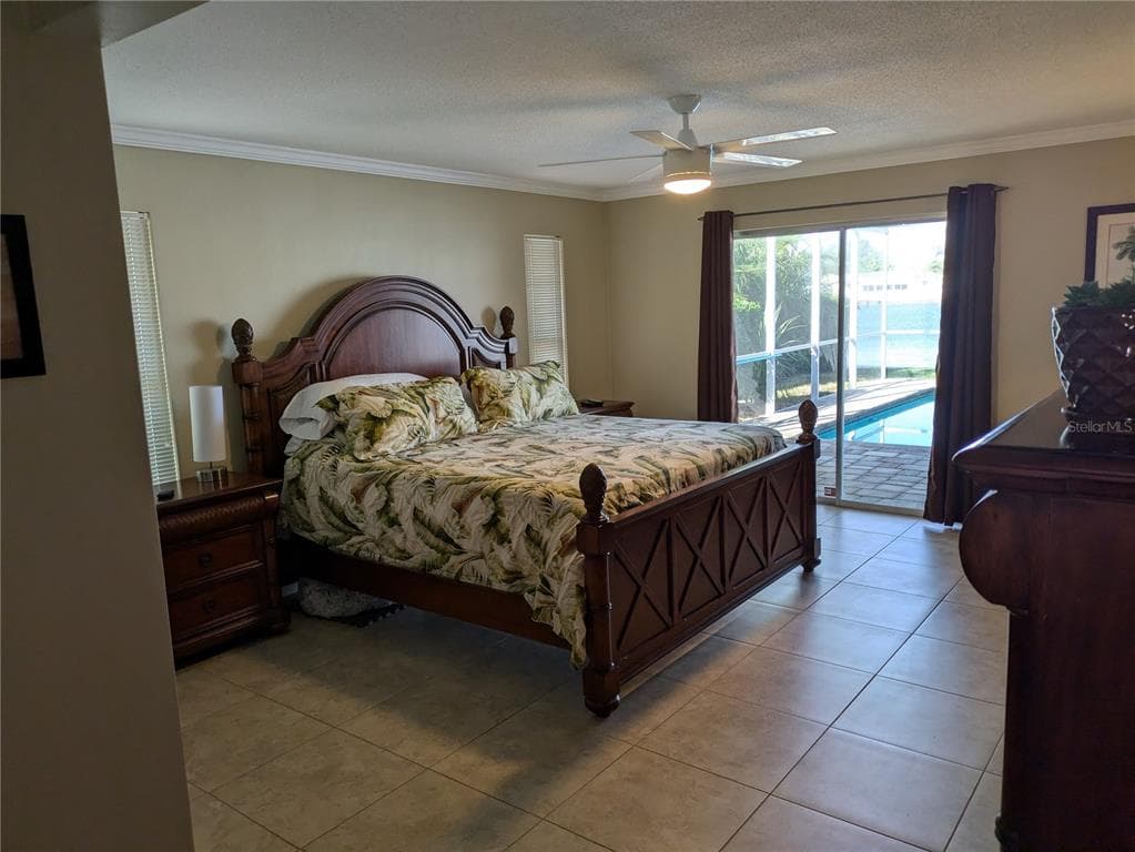 212 POINCIANA LANE photo 10