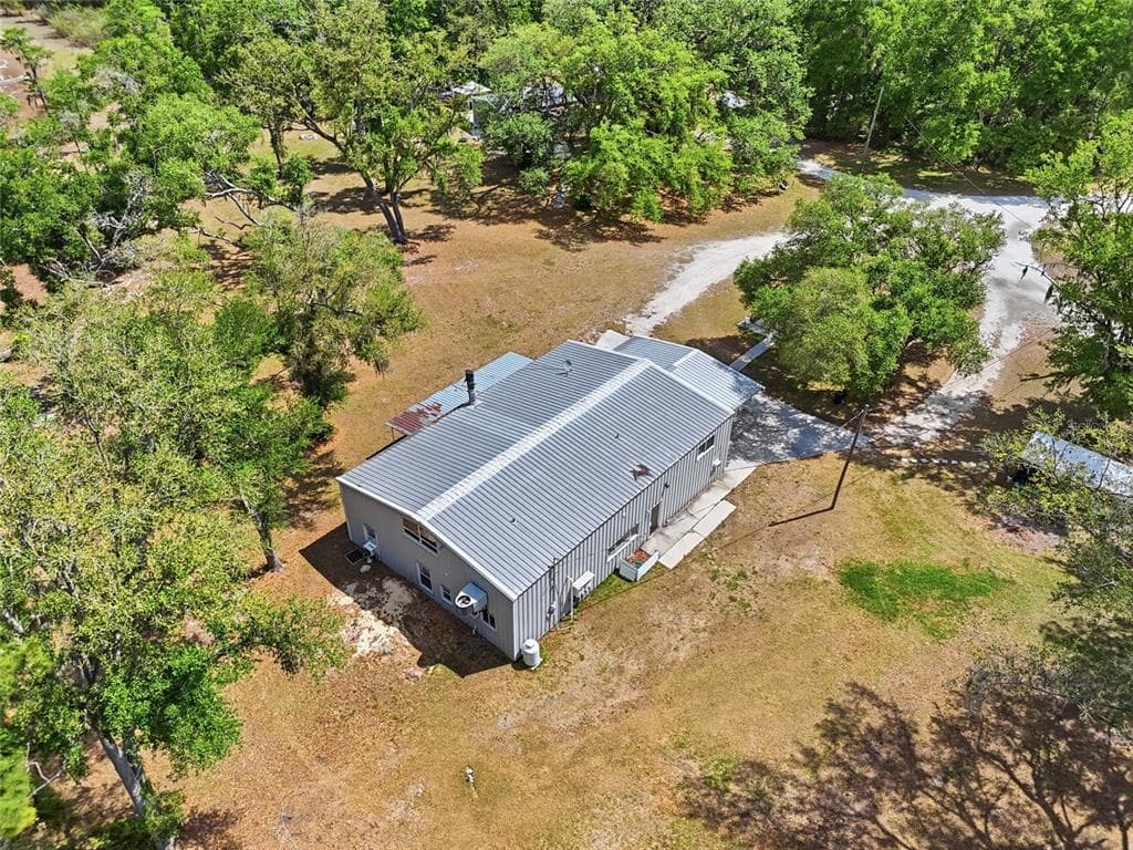 401 SE FALCON ROAD photo 17