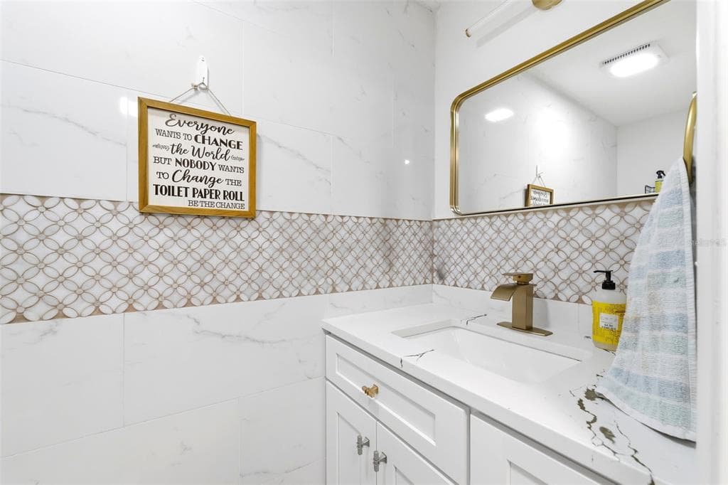 19003 CEDAR LANE photo 17