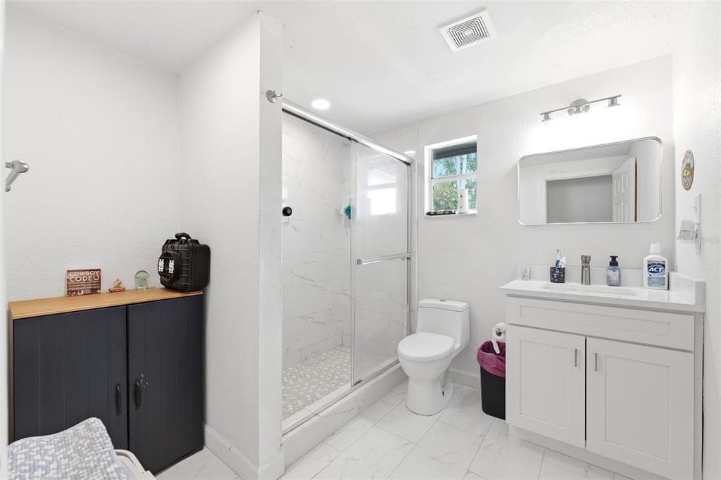19003 CEDAR LANE photo 14