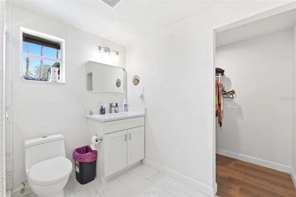 19003 CEDAR LANE photo 15