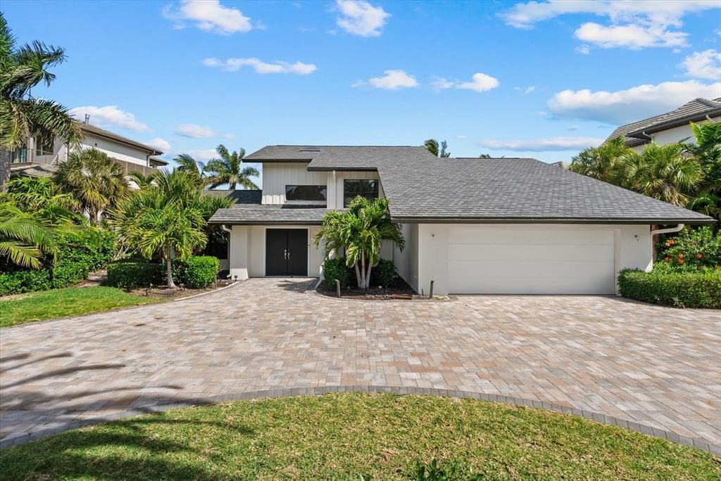 847 FREELING DRIVE photo 2