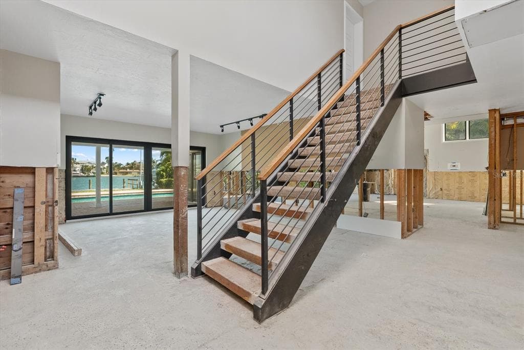 847 FREELING DRIVE photo 3