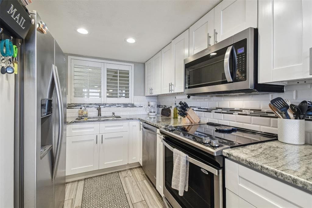 6009 SEA RANCH DRIVE 107 photo 8