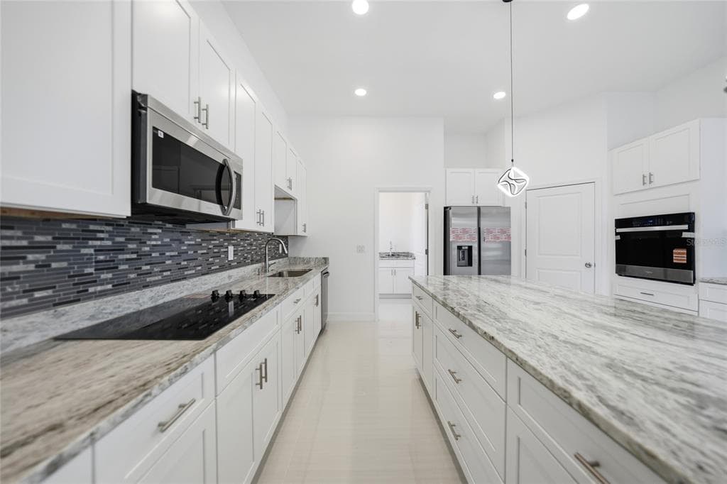 15096 LAKELAND CIRCLE photo 17