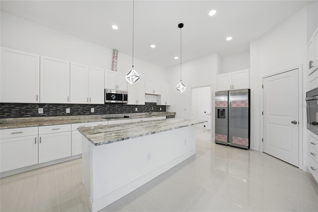 15096 LAKELAND CIRCLE photo 16