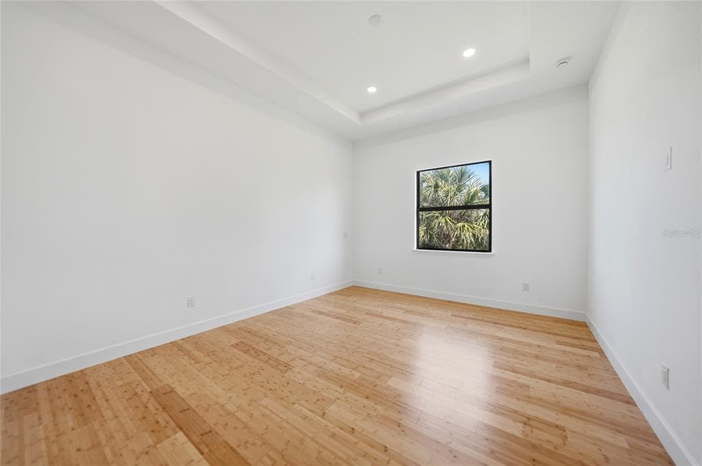 15096 LAKELAND CIRCLE photo 25