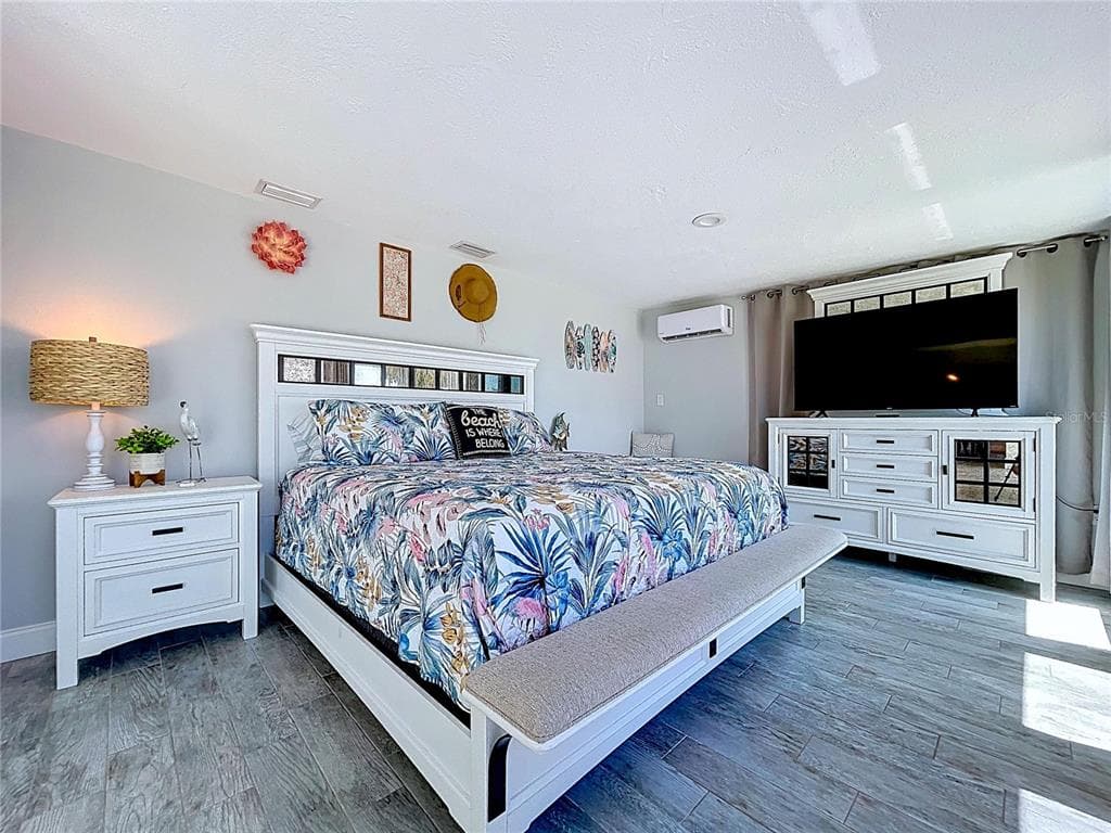 4930 BAY PARK DRIVE photo 22