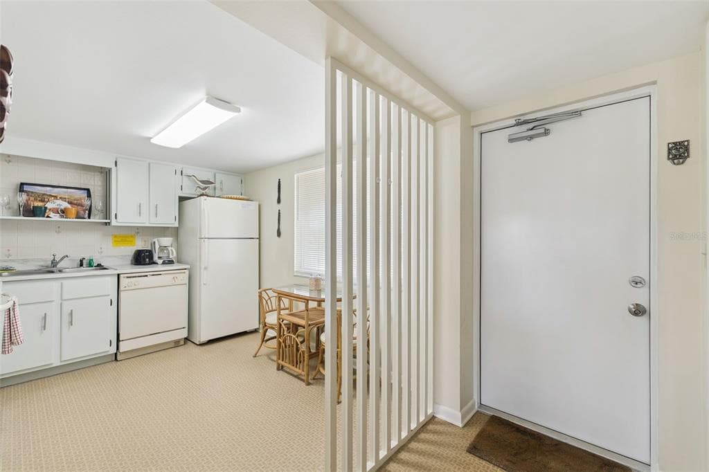 3663 S ATLANTIC AVENUE 31B photo 5