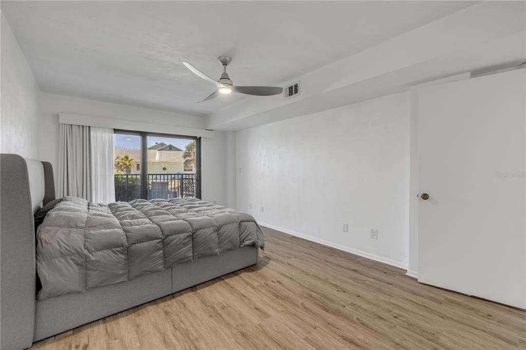 3001 S ATLANTIC AVENUE 503 photo 25