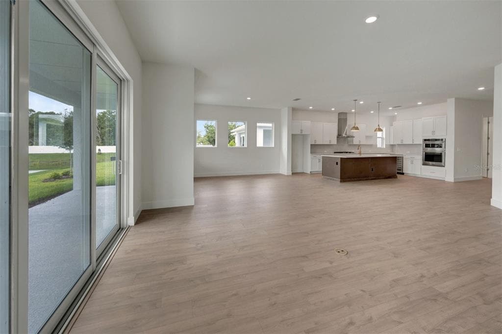7249 MEADOWSHADE COURT photo 15
