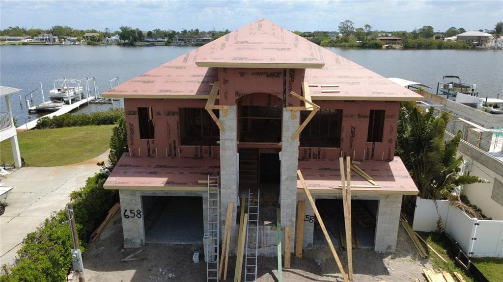 658 BAYSHORE DRIVE 2