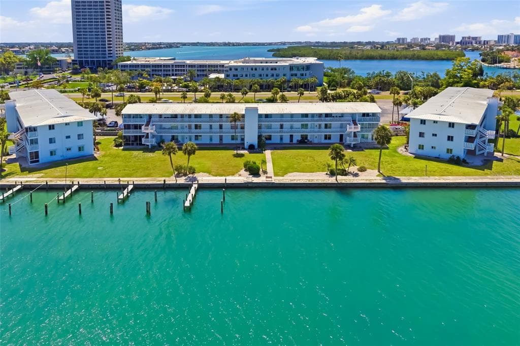 763 JOHN RINGLING BOULEVARD 22 photo 4