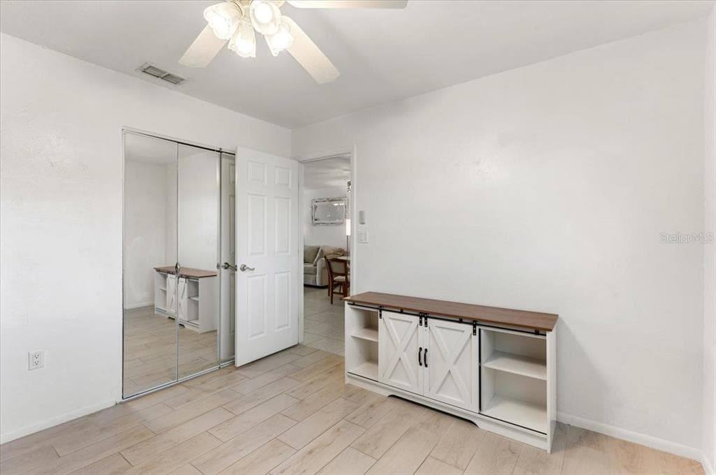 25225 RAMPART BOULEVARD 1207 photo 22
