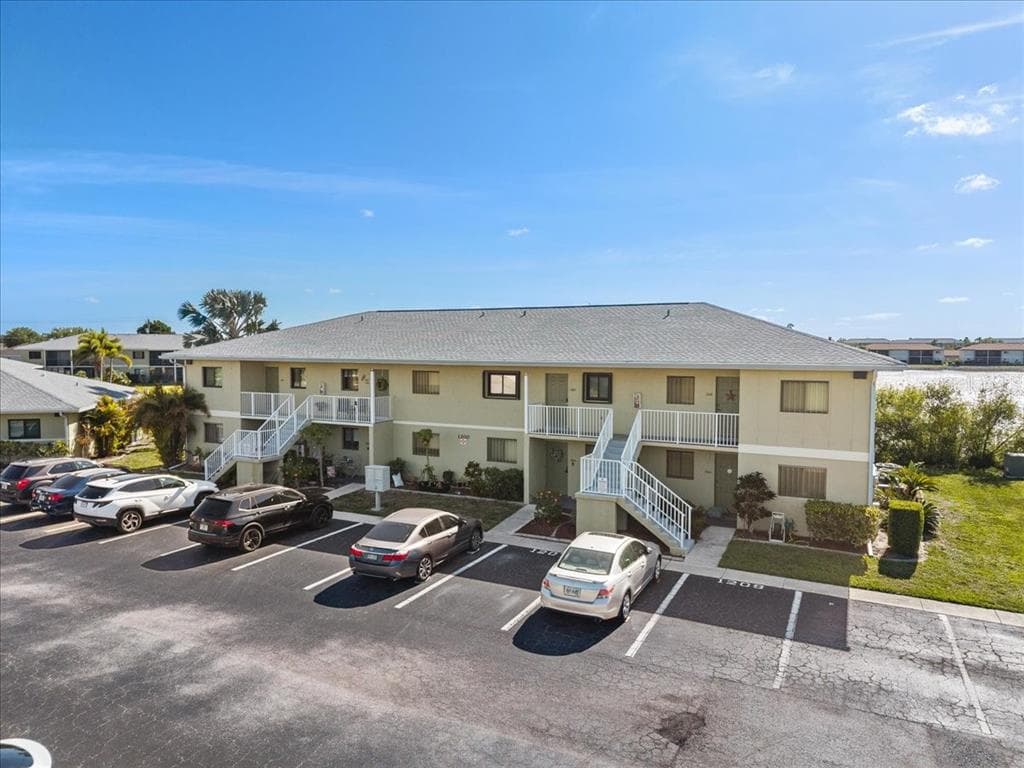25225 RAMPART BOULEVARD 1207 photo 1