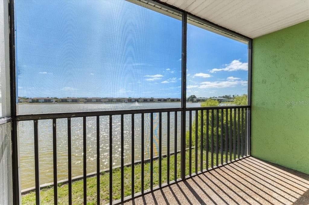 25225 RAMPART BOULEVARD 1207 photo 24